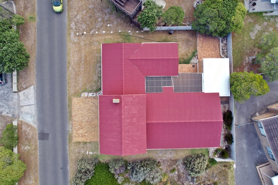 6 Bedroom Property for Sale in Agulhas Western Cape